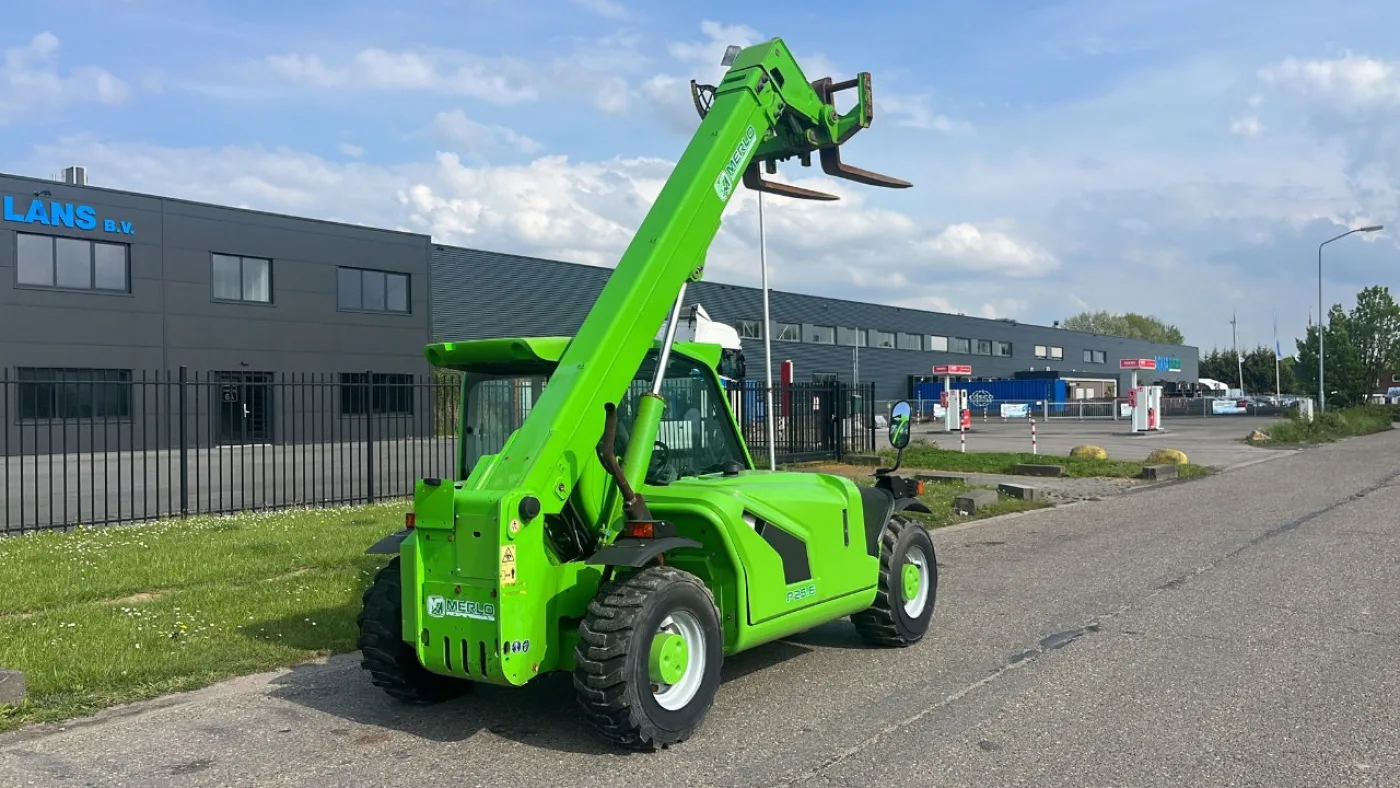 Merlo P25.6 - 6
