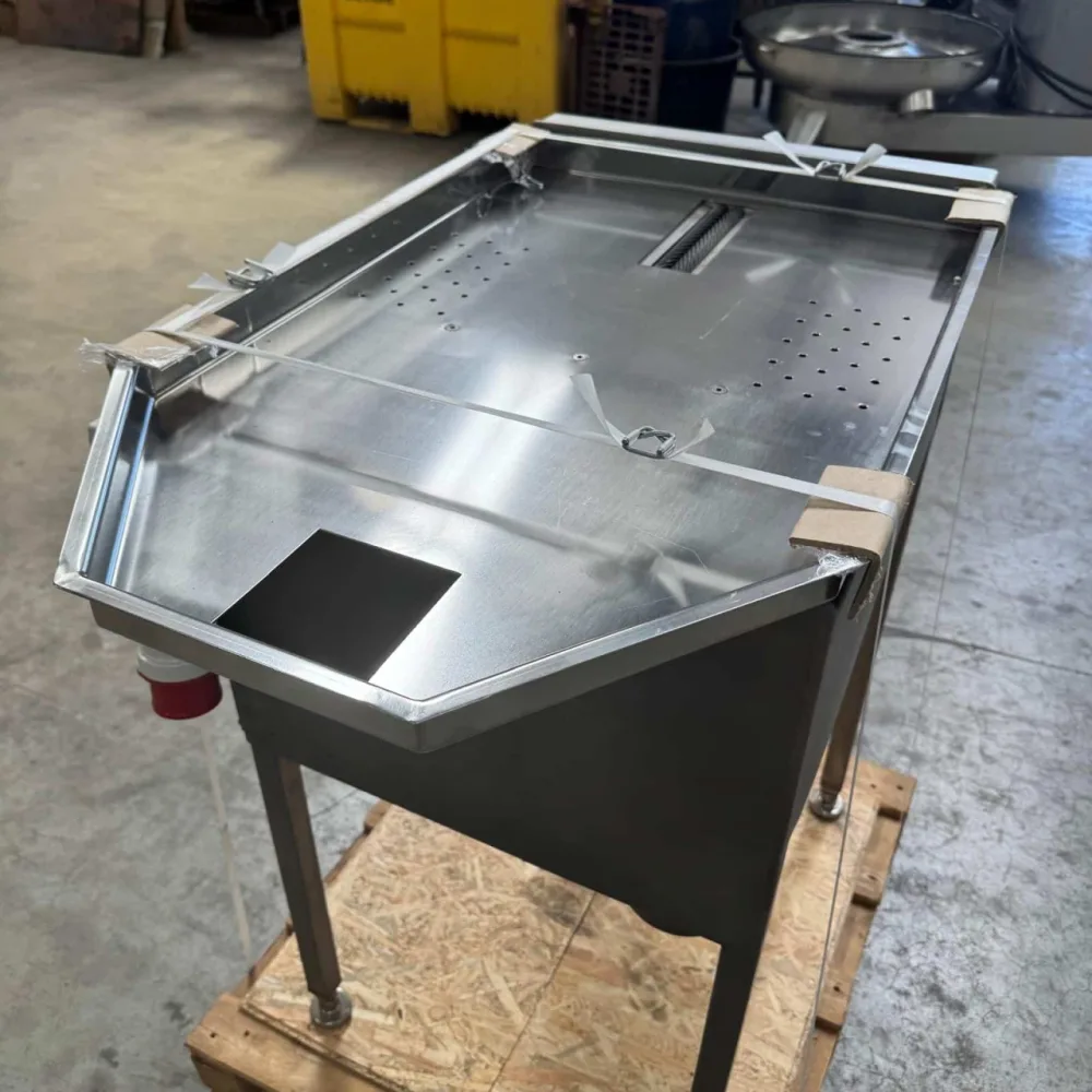Gizzard Peeling Table, EMF, NEW