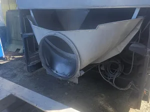 2001 Lavatec Chute for LZ281 Centrifuge (882)