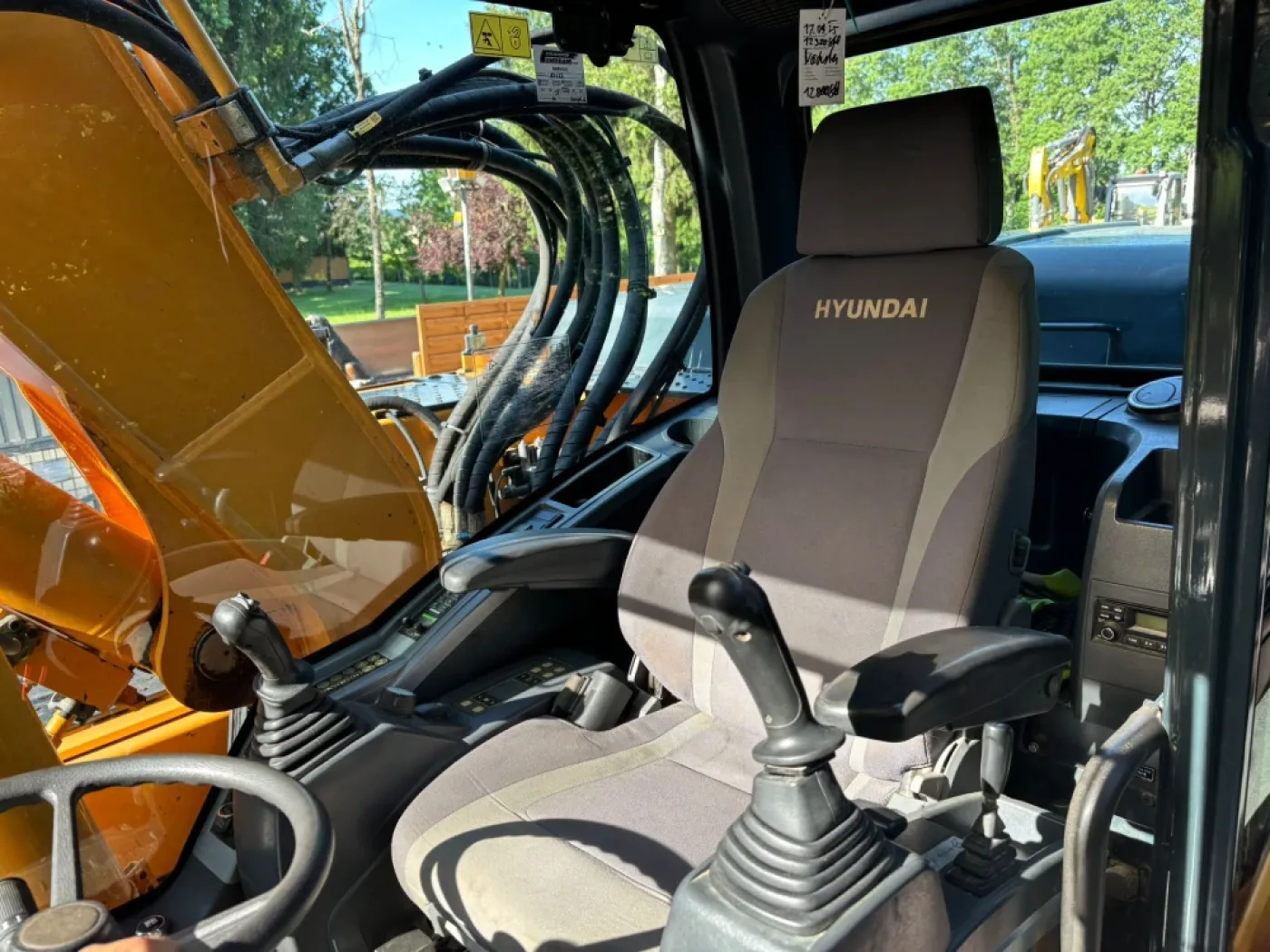 Hyundai - R 140 W-9A - 6