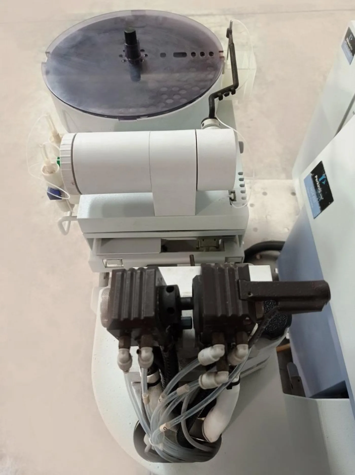 SPETTROMETRO AD ASSORBIMENTO ATOMICO – PERKIN ELMER – MOD. AANALYST 300 - 3