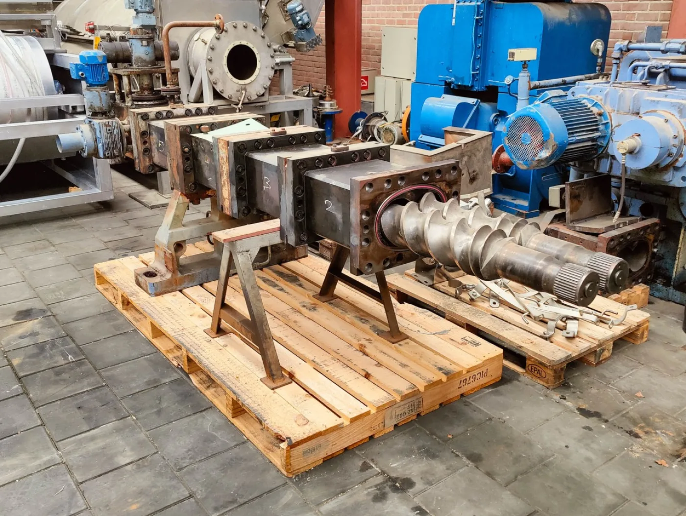 Werner & Pfleiderer ZSK-170 W-1750 - Double screw extruder - 3