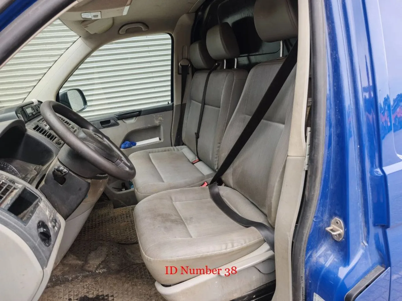 Volkswagen Transporter 2.0 TDI 4Motion 3 Persons Clutch Defect! - 8