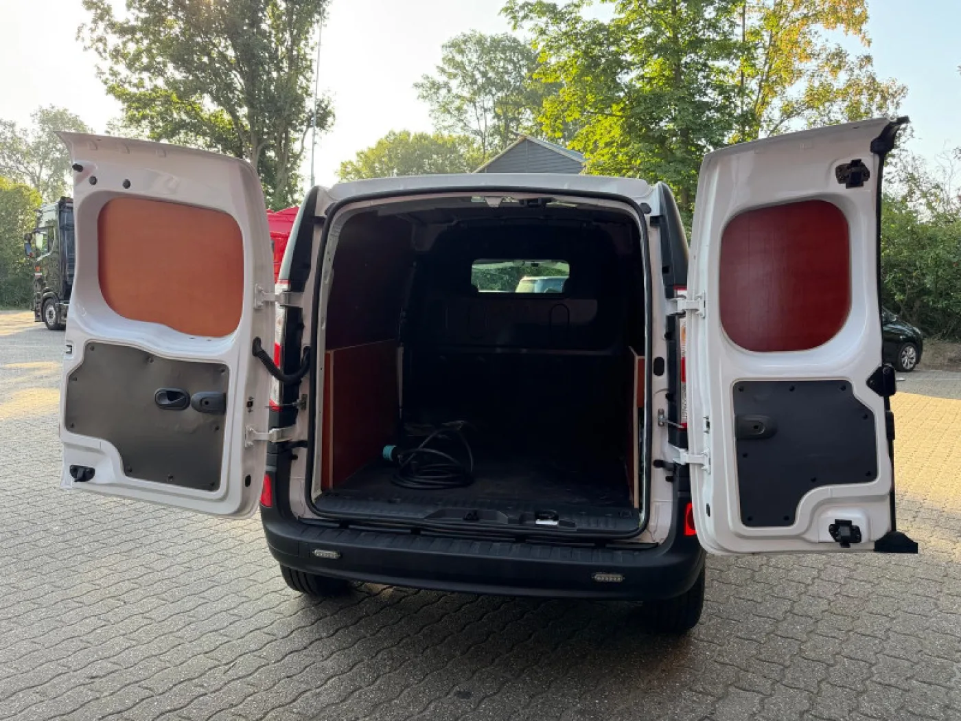 Renault Kangoo Express Z.E. Electric 3,476 KM!! Air Conditioning, Cruise Control, Camera - 7