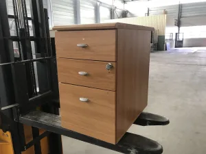 HOLZSCHRANK MIT 3 SCHUBLADEN ""