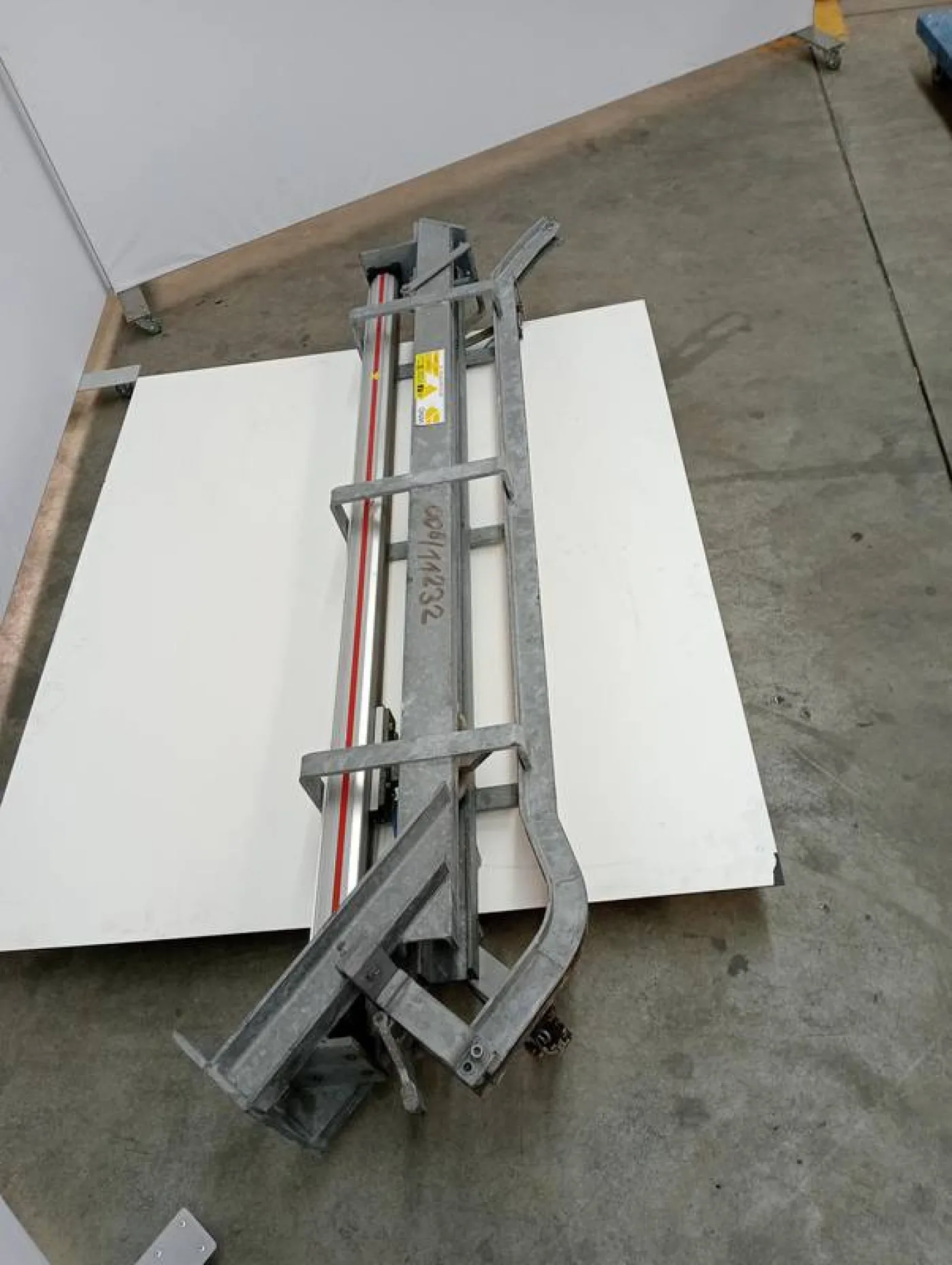 Pneumatic Hook Elevator or Lowerator - 4