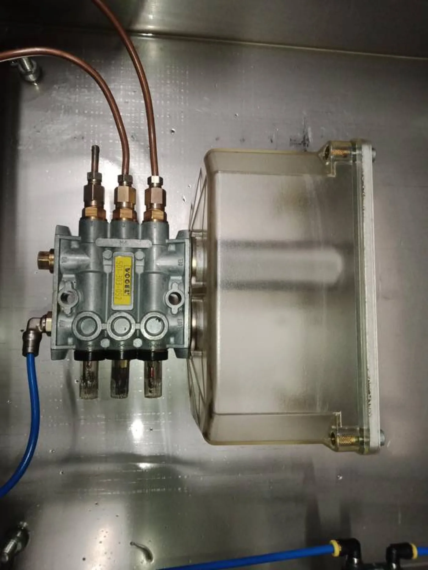 Lubrication unit - 3