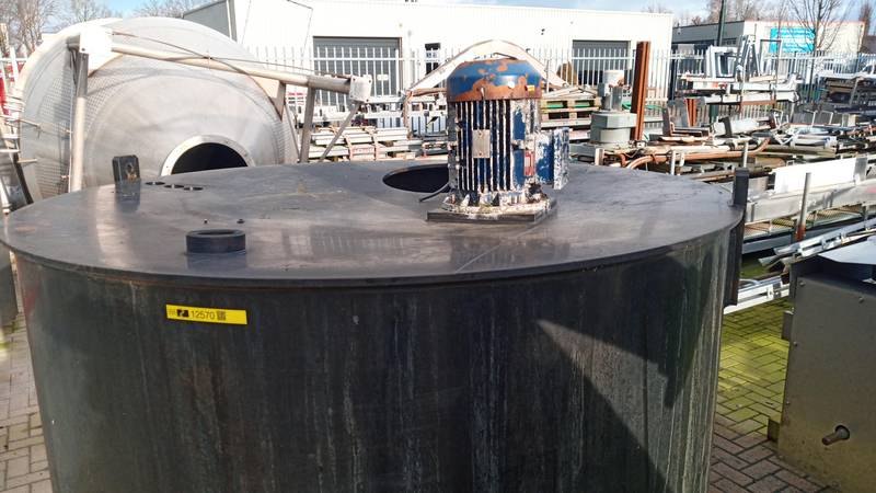 Preparation tank