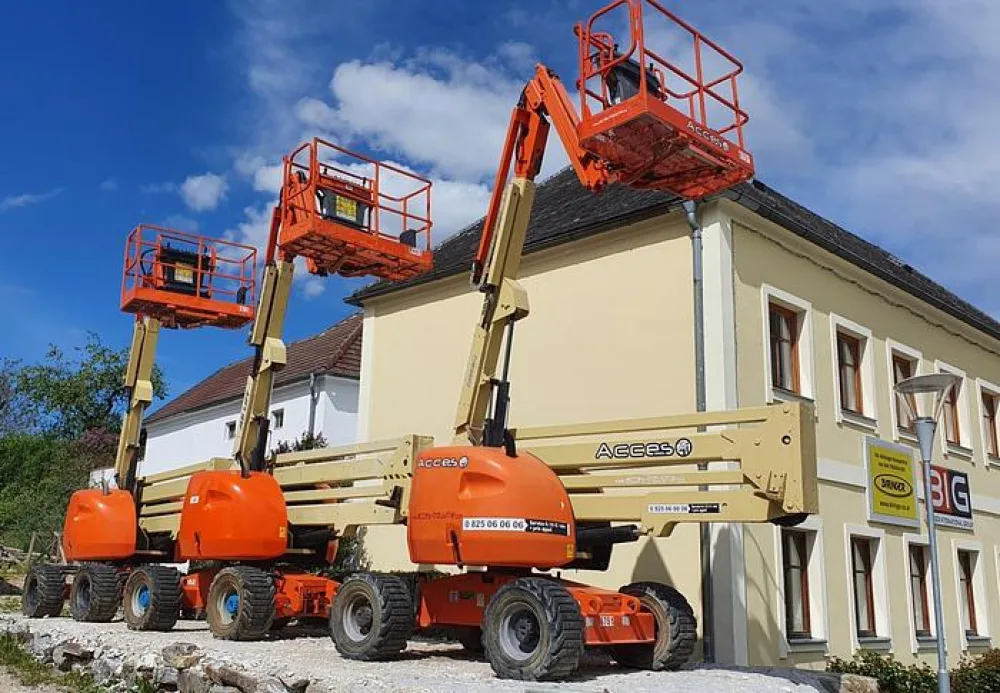 JLG 450AJ Gelenk Teleskoparbeitsbühne 4x4