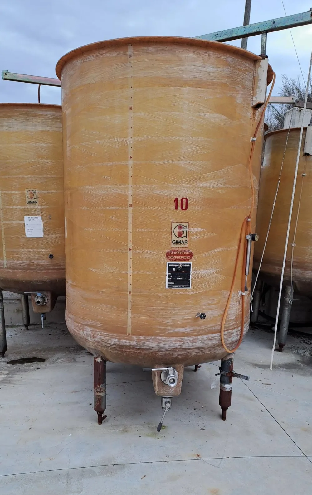 FIBERGLASS TANK VARIABLE CAPACITY FIRM GIMAR, CAPACITY HL 35 ABOUT, SECOND-HAND EQUIPMENTS