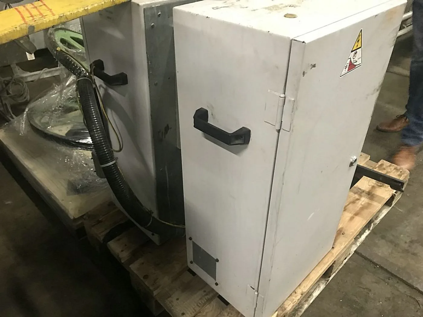 2x Frequenz Umrichter - 3