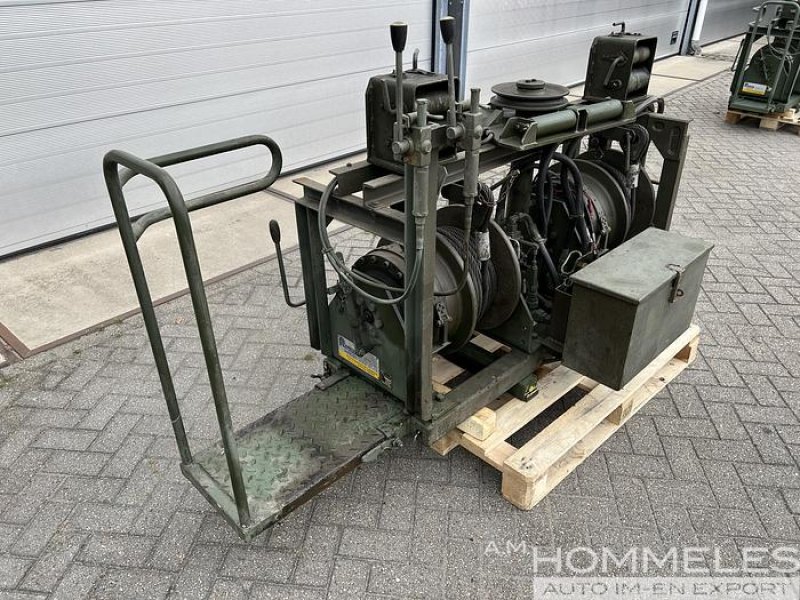 Rotzler HZ090 hydraulic pulling winch