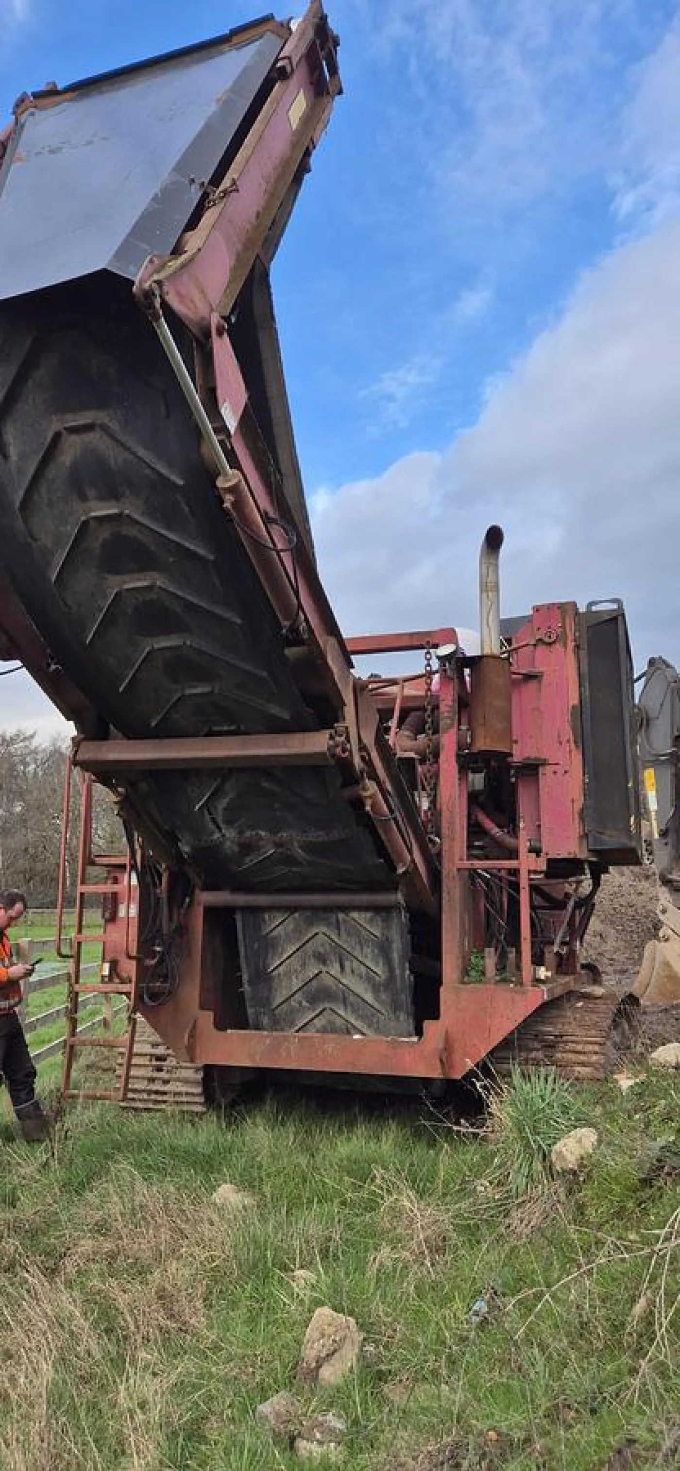 2006 Bandit Beast 3680 Tracked Horizontal Grinder High-speed Shredder - 3
