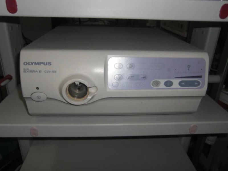 Olympus CLV-180 Endoskopie Kaltlichtquelle (Xenon)