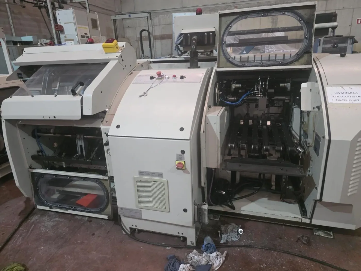 Meccanotecnica Multiplex linea de cosido con 2 Aster 220SA cosedoras alzado y cosido de libros en línea - 2