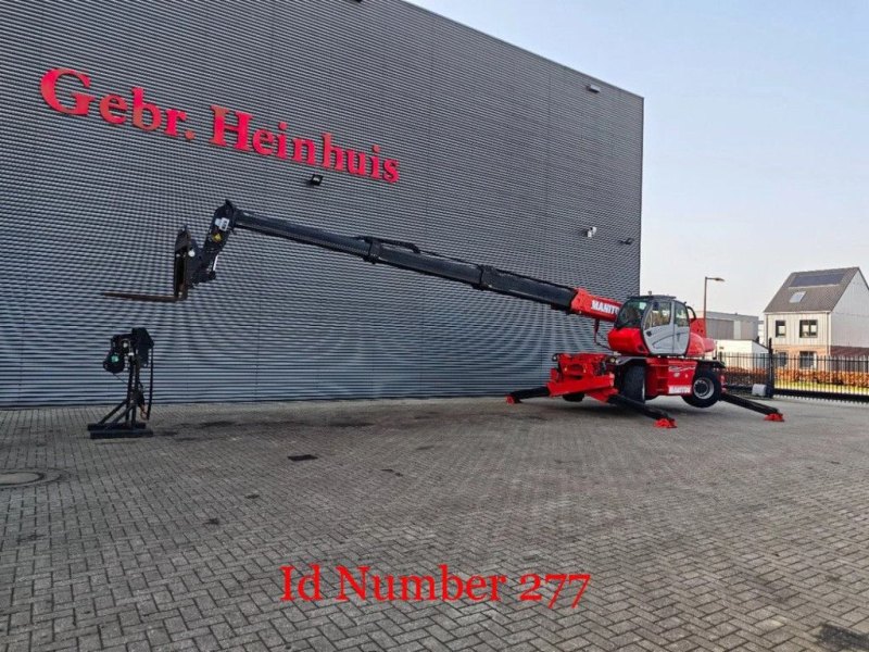 Manitou MRT 2150+ Privilege Radio Remote Winch Forks!
