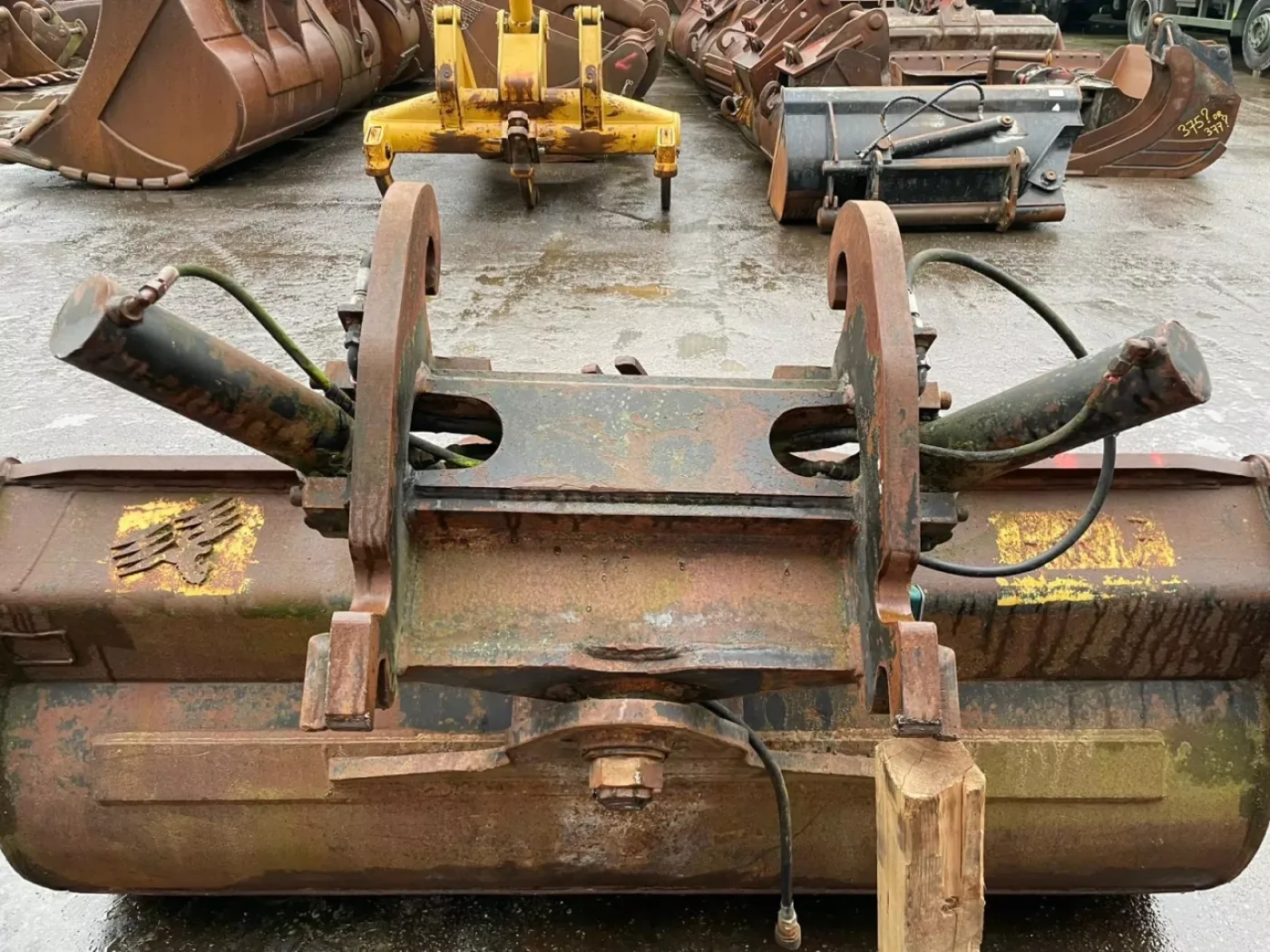 tilting bucket CW40 - 5