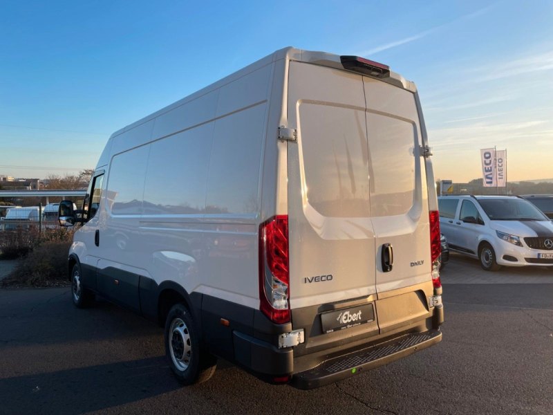 Iveco Daily 35S18 HA8 3.0L *R3.520mm*Automatik*Camera*