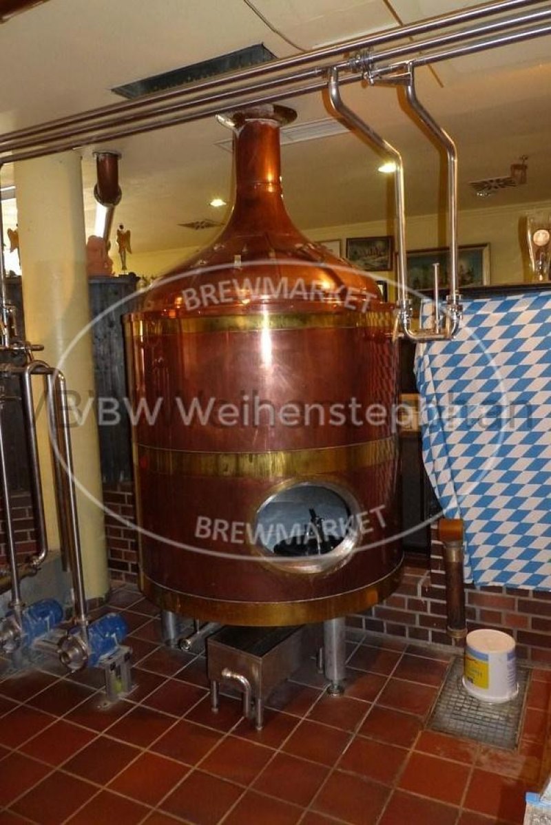Pub brewery