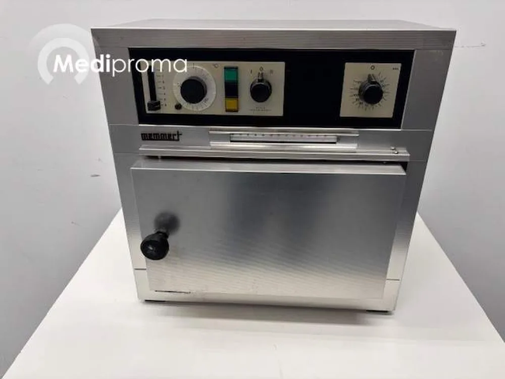 Memmert S25 Warmtekast