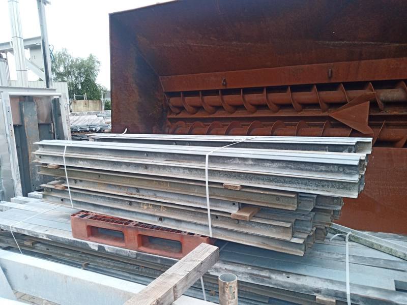 Dubbel UNP galvanised beams