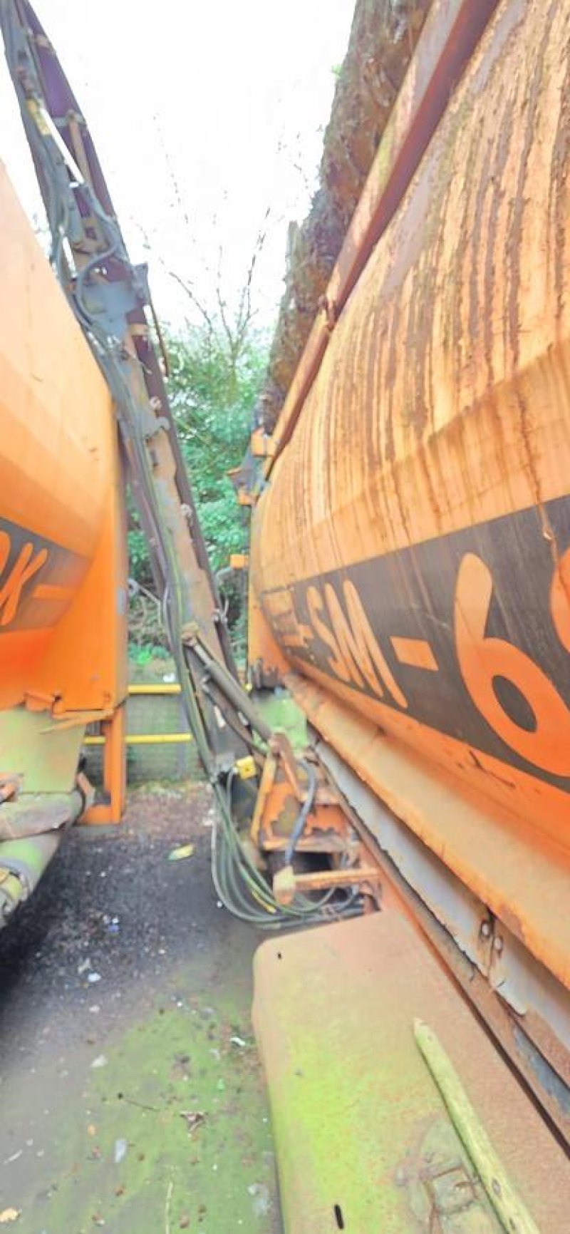 2011 Doppstadt SM 620 Profi Mobile Trommel Screen Screener