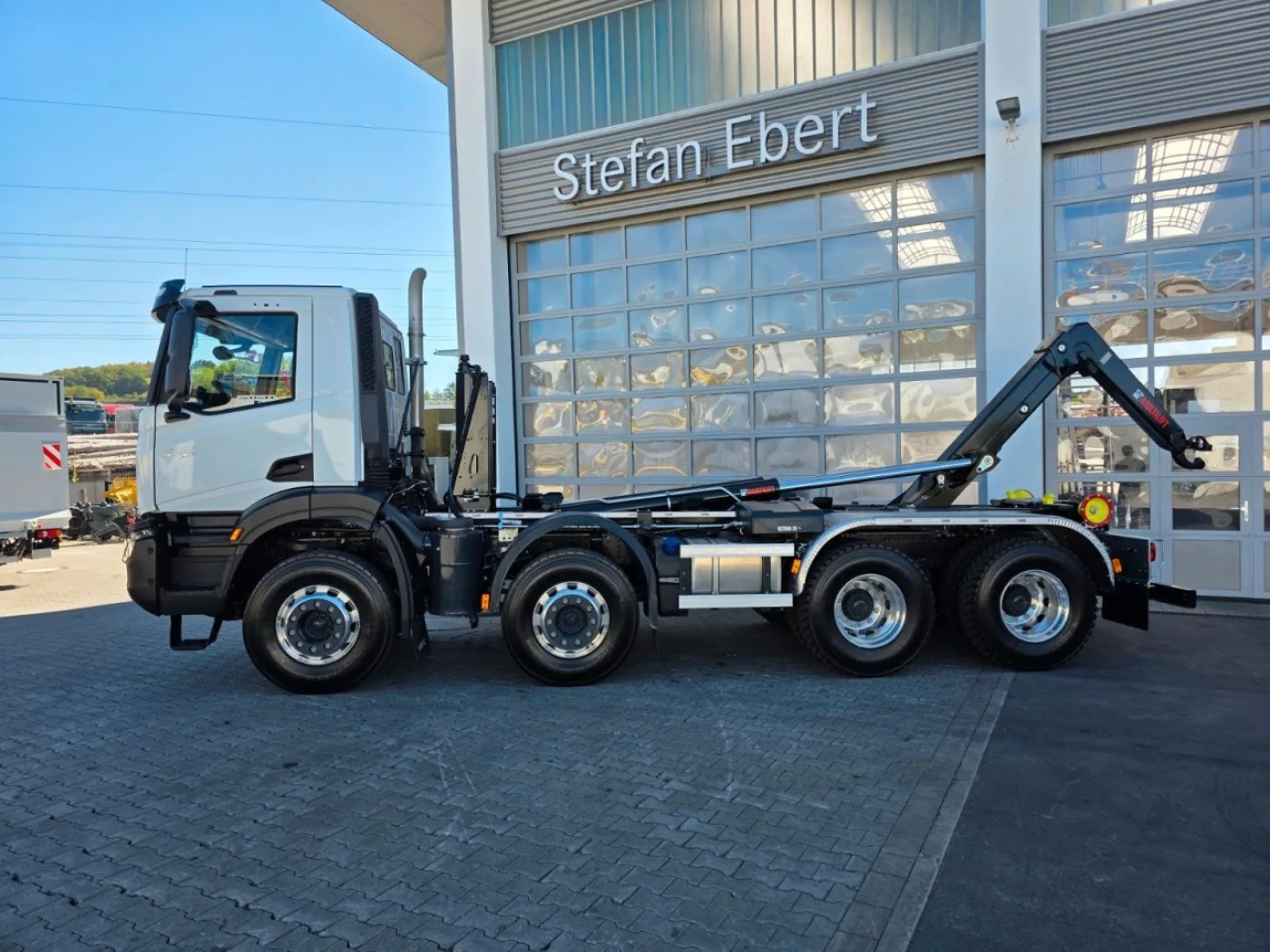 Iveco X-Way AD320X46BZ OFF 8x4 Hiab ULT26S53-W-ITF Alu - 8