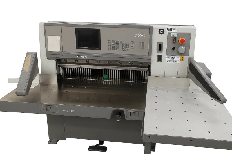 Polar 92 E cutting machine