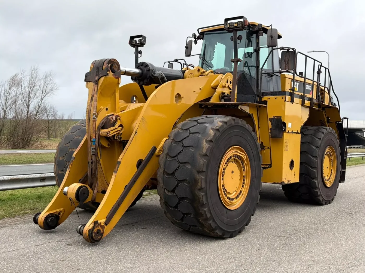 Caterpillar 988K - 2