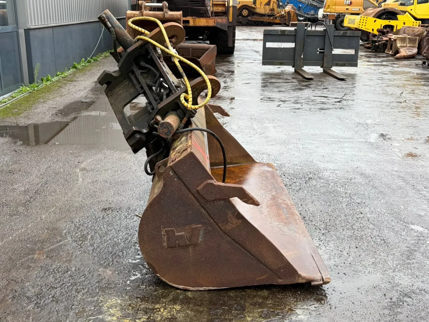 Verachtert tilting bucket CW40 - 7