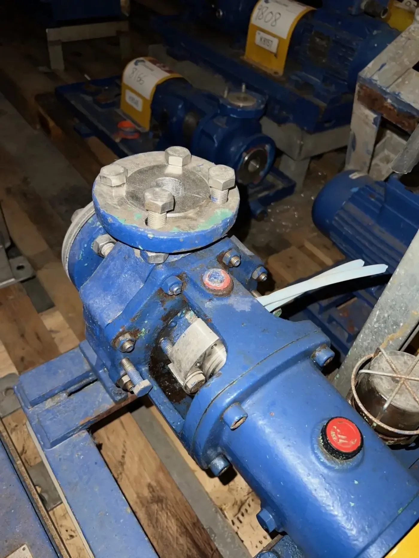 USED SEVEN 32-125 8 m3h 1.5 kW CENTRIFUGAL PUMP - 1