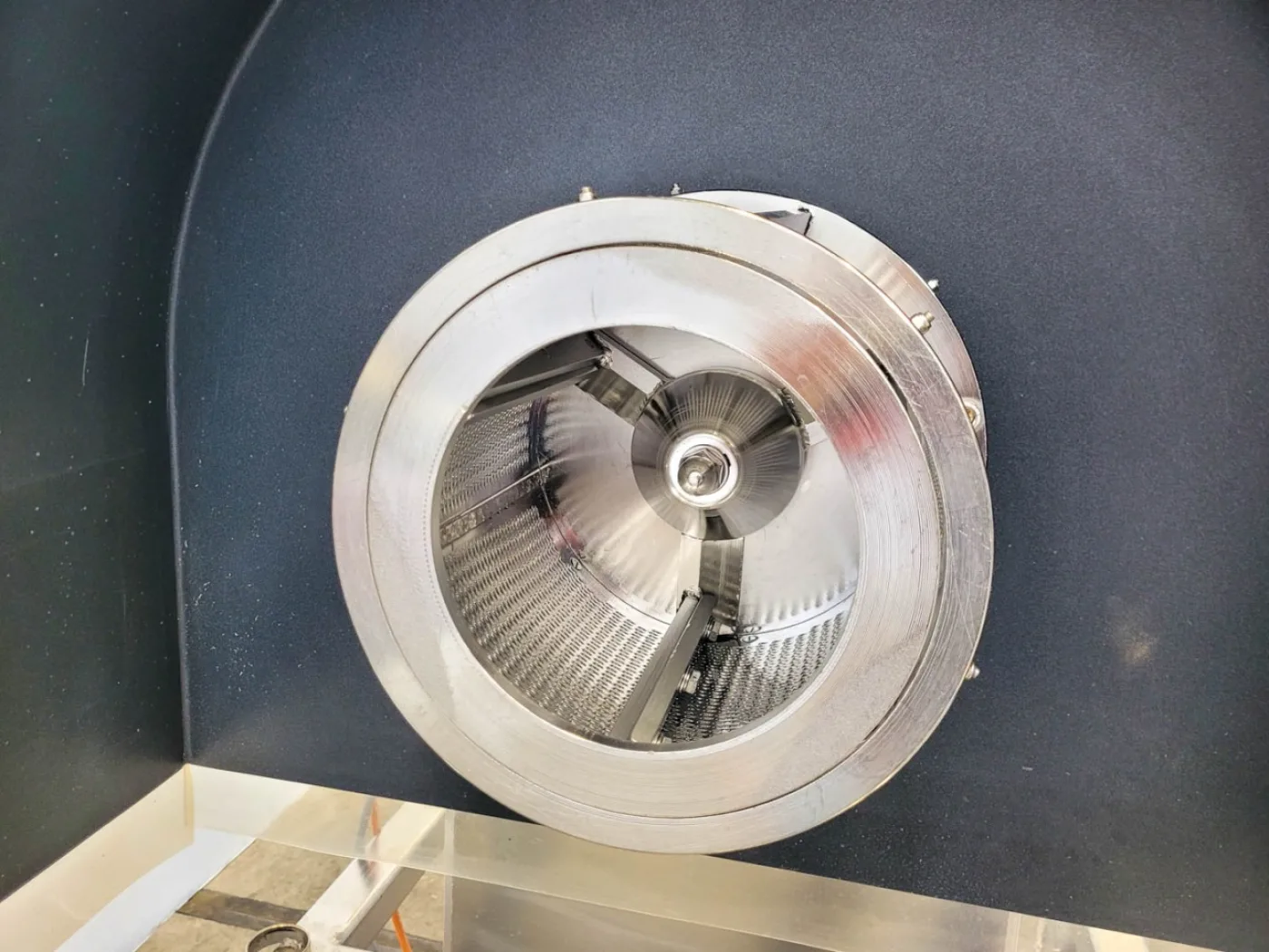 Artech TR-210 (Nibbler) - Sieve granulator - 2