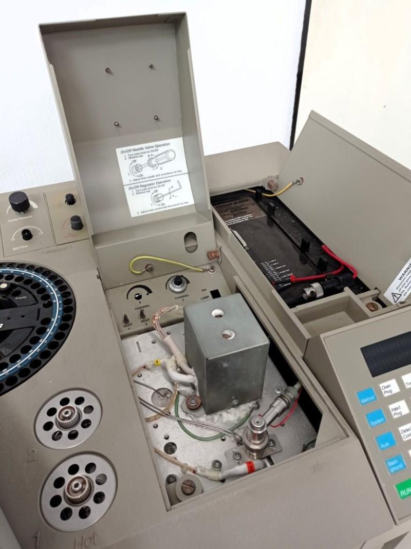 GASCROMATOGRAFO – PERKIN ELMER – MOD. AUTOSYSTEM XL