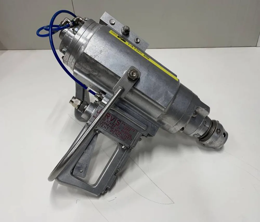 Pneumatic stunner