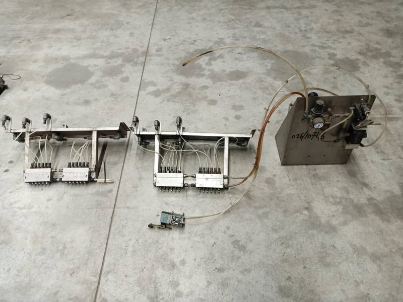 Automatic lubrication unit