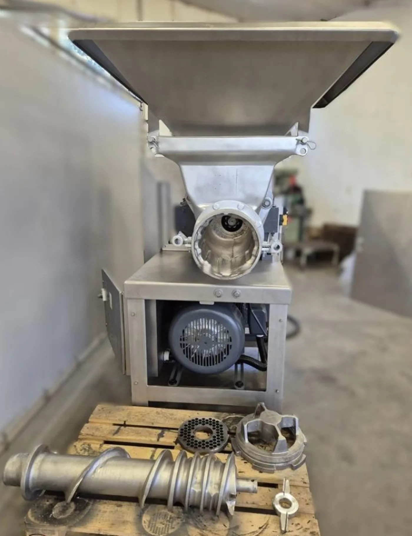 Weiler 1109 Grinder - 1