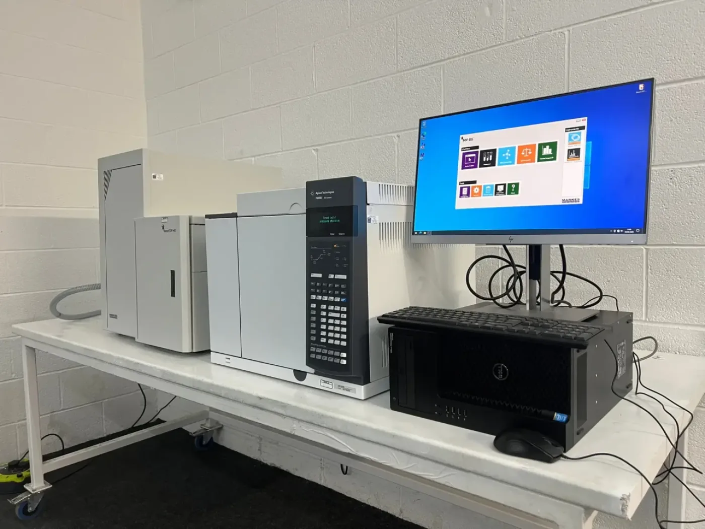 Agilent 7890B GC with Markes BenchTOF - 2