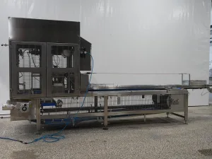 2021 PND Aardbeiensnijder type, De-clayx machine