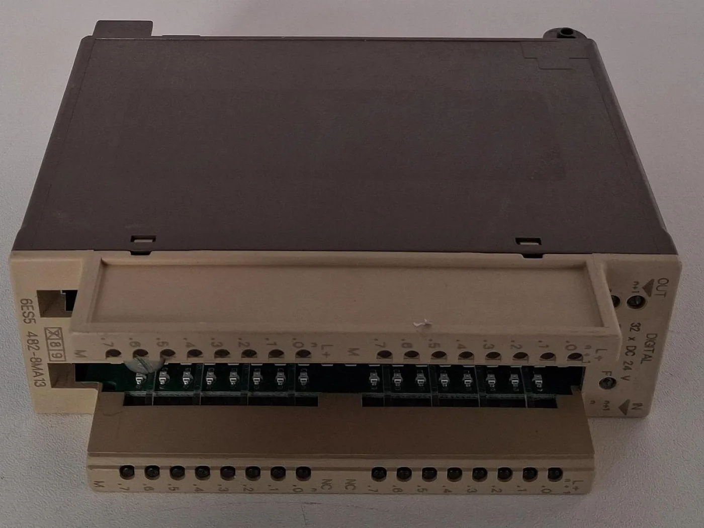 Siemens SIMATIC S5 6ES5 482-8MA13 Digital Output Module - 1