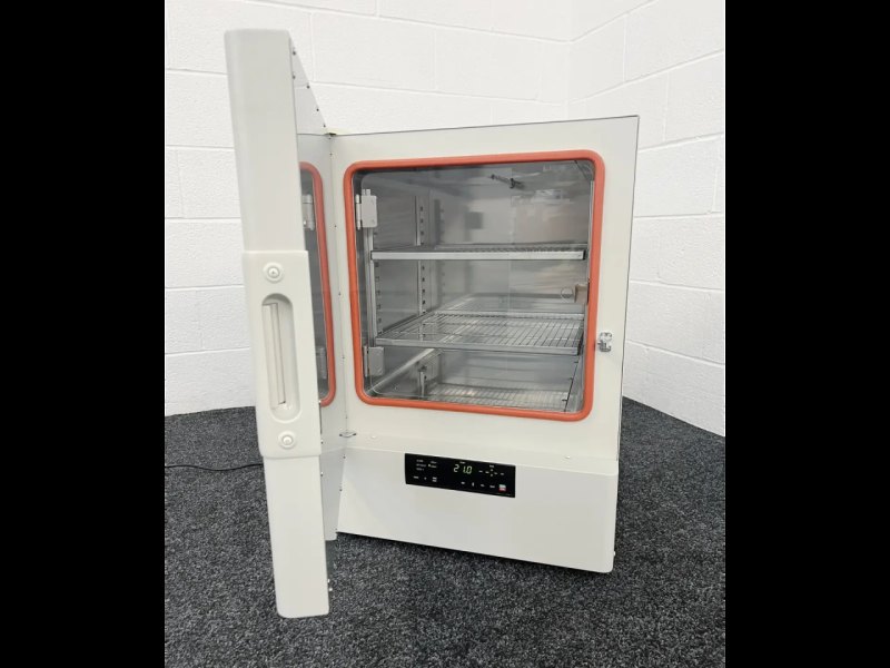 PHCBI MIR-H163-PE Heated Incubator