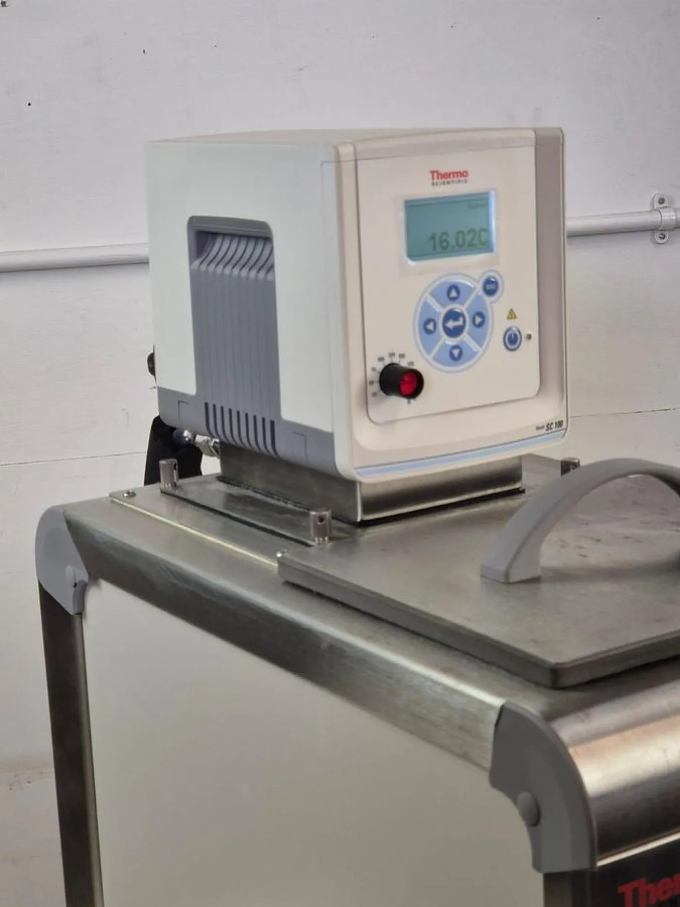 Thermo Scientific Haake SC100 Water Bath + Immersion Circulator - 4