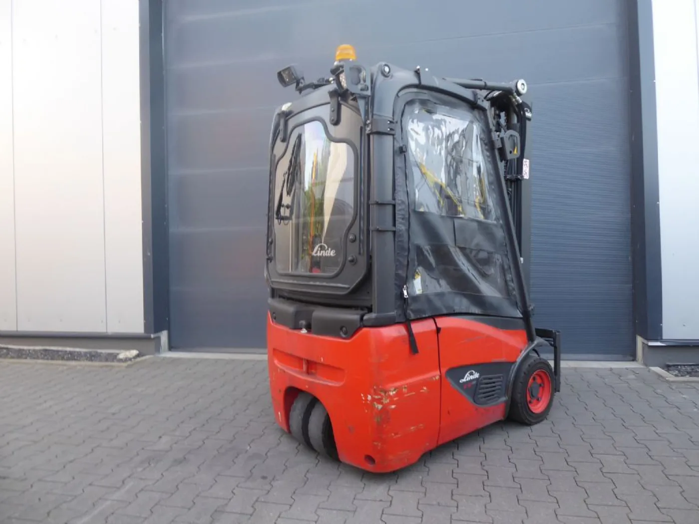 Linde E12-02 - 8