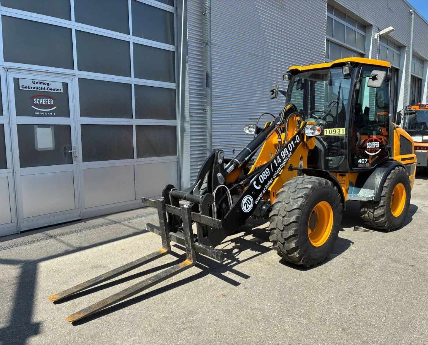 Frontstapler JCB 407 Kompaktradlader (2023) - 1
