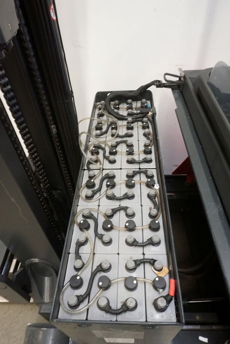 Schubmaststapler Linde R 14 HD 1120 (2016)