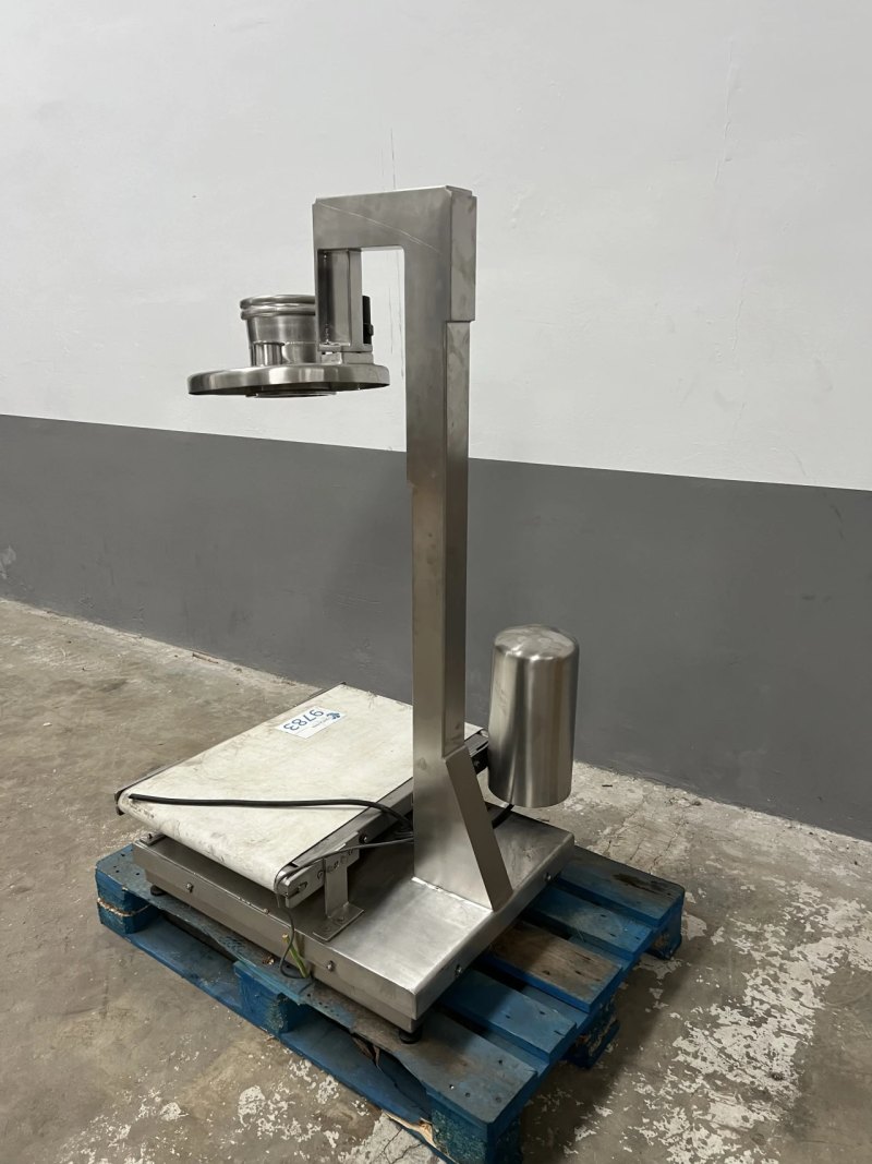 CONVEYOR BELT WITH WEIGHING SCALE
