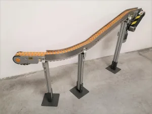 NASTRO TRASPORTATORE A TAPPARELLE CURVO MOTORIZZATO – BETT SISTEMI – Mod. C075