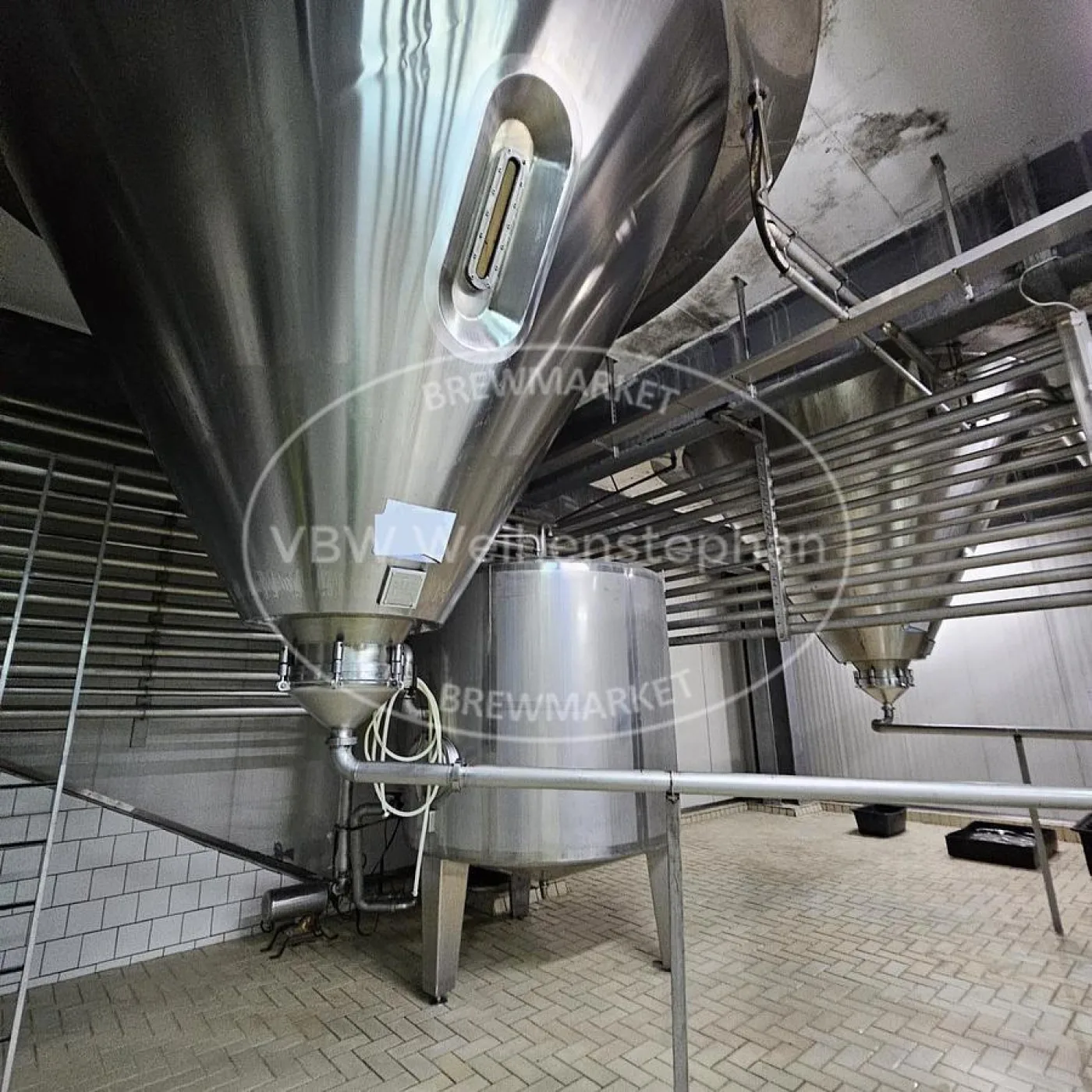 Cylindroconical fermentation and storage tanks (6 units) - 5