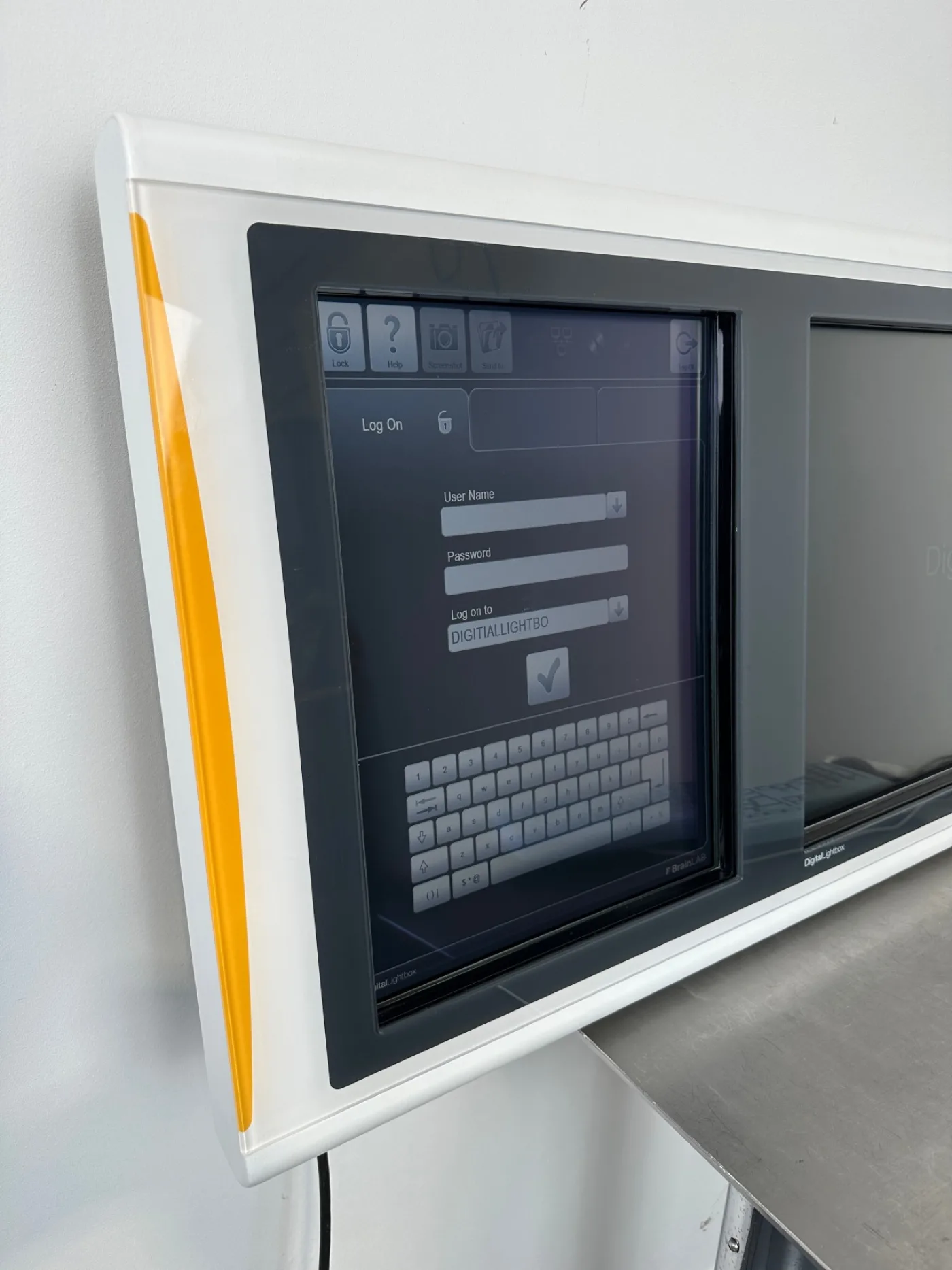 Brainlab Digital Lightbox 1.0 OP-Bildbetrachtungsgerät - 7