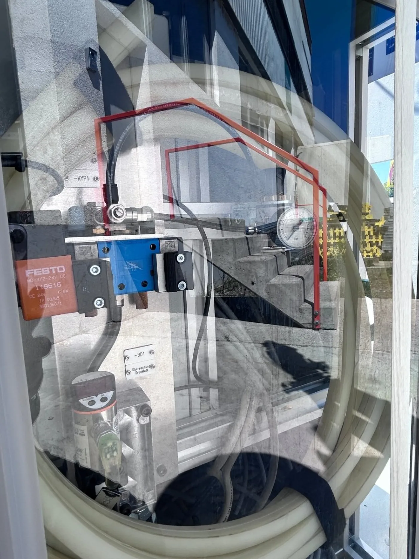 Tox Pressotechnik Hydropneumatische Presse mit Zuführung STE341-7210 - 6