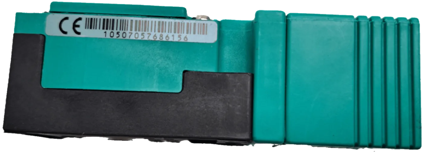 Pepperl+Fuchs Induktiver Sensor NCN15-M1K-E5 / 030751 - 3